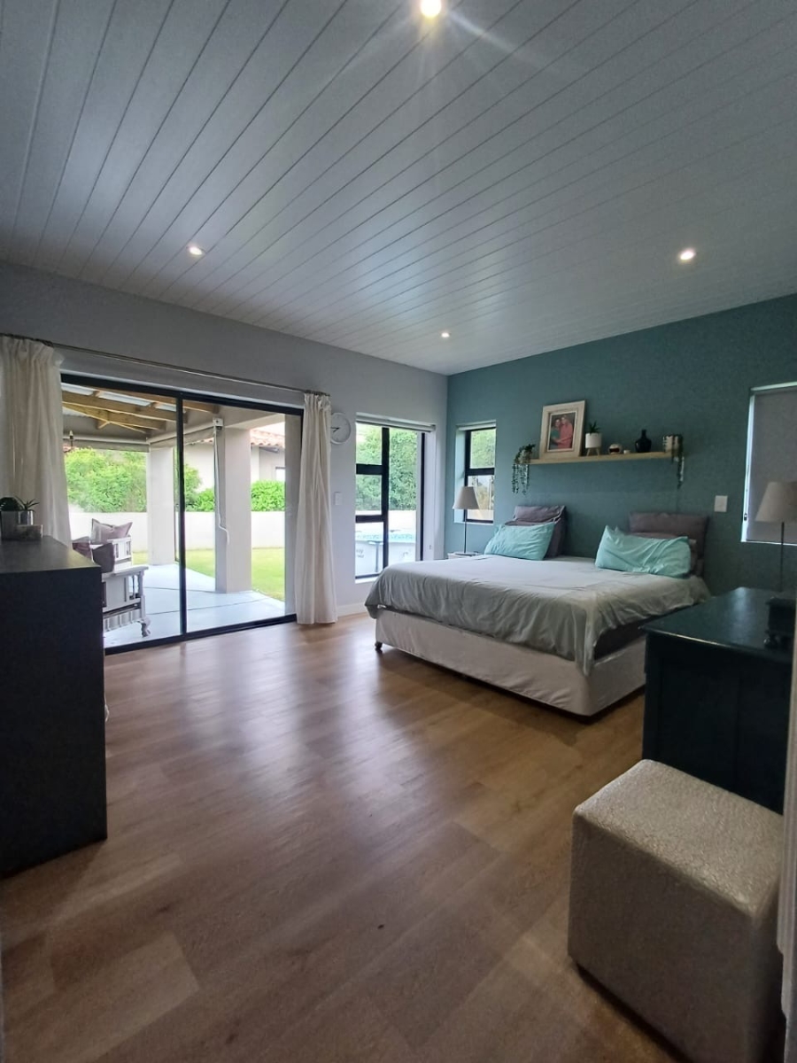 To Let 4 Bedroom Property for Rent in The Hill Western Cape